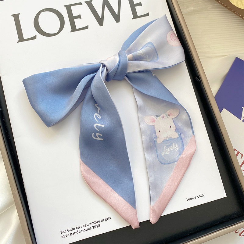 taza de té conejito azul