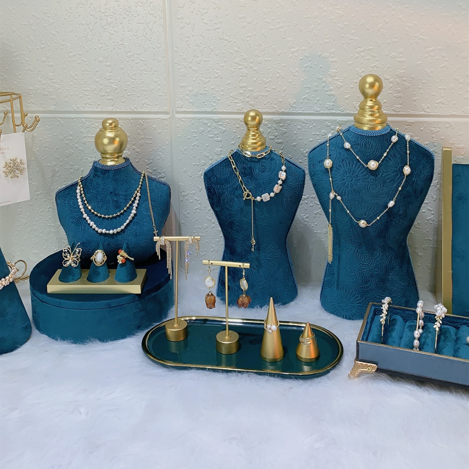 Jinxiao Display Blue Series Set Portrait Model Vertical Necklace Stand Iron Rotating Acrylic Ring Box