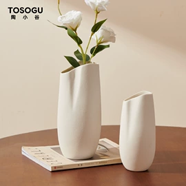 装饰花瓶;陶瓷工艺品;笔筒