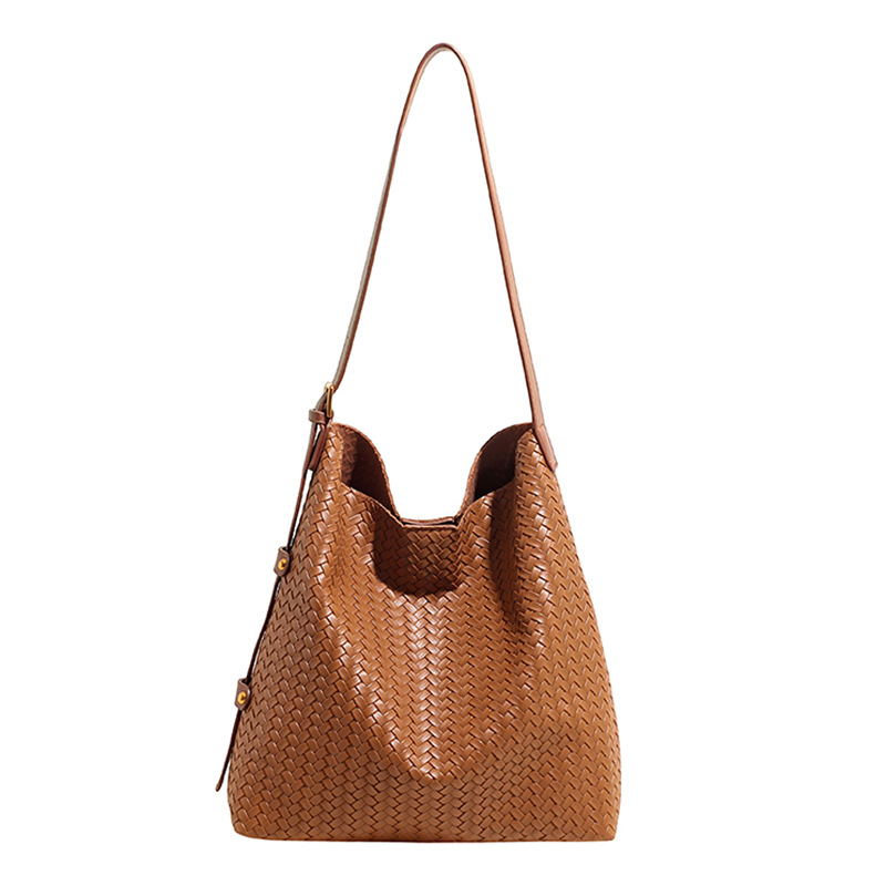 2025 otoño y invierno nueva moda moda bolsas de balde de alta calidad para mujeres bolsas de hombro de moda casuales de gran capacidad