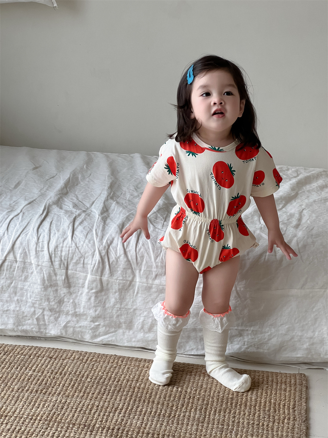 Ropa de verano para niñas, ropa de verano delgada, 2025, nuevo bebé, bolso de tomate, pedo, bebé, ropa para niños coreanos de una pieza