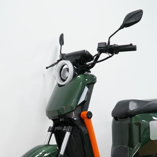 2025 New South American Electric Vehicle Commuter High Carbon Steel