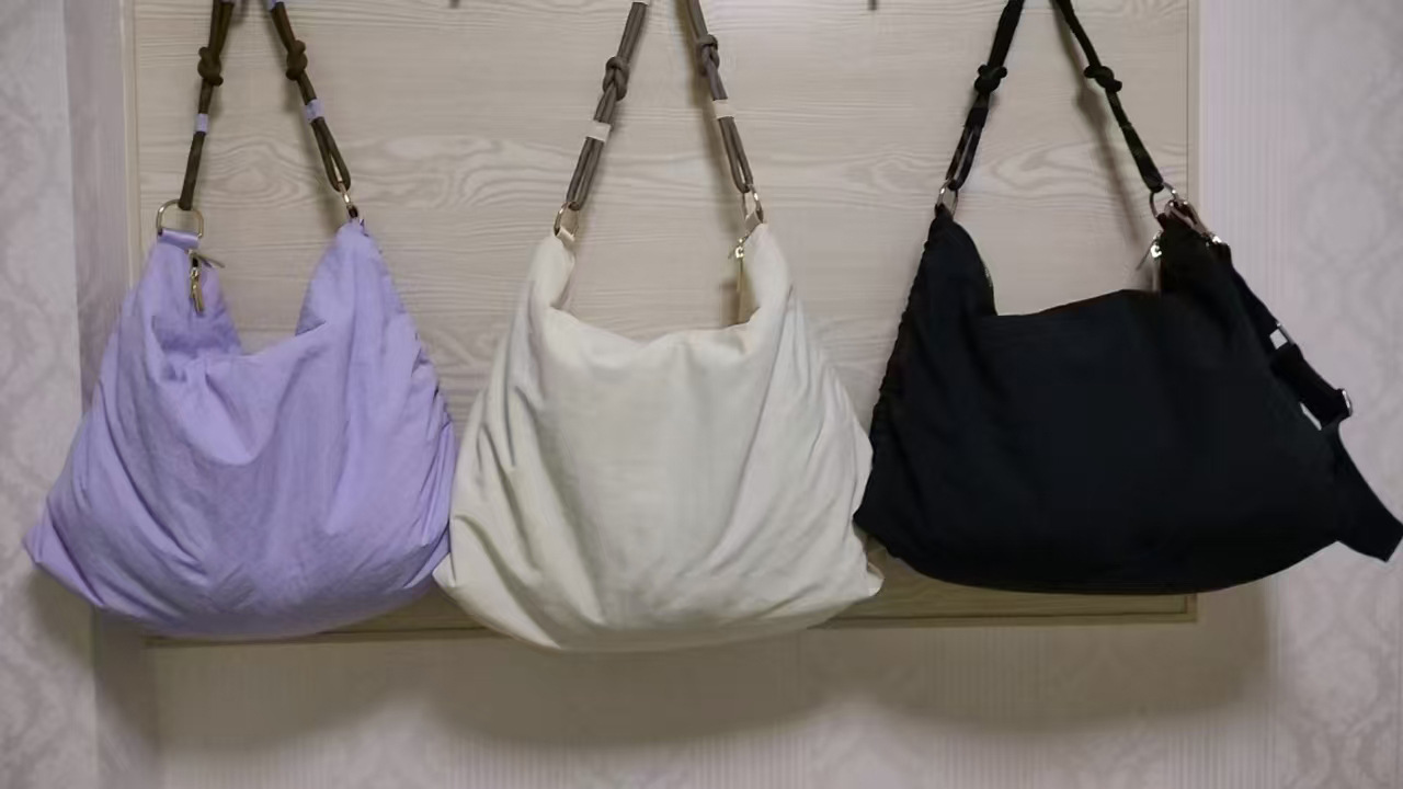 LU Convertible 1.5L 6.5L 16L Large Capacity Hobo Bag Pleated Cloud Crossbody Underarm Bag