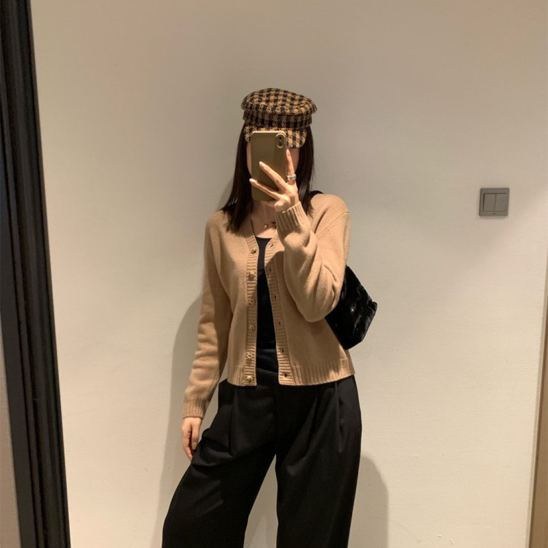 初秋新款简约风四角缝线宽松休闲通勤百搭复古开衫毛衣针织外套|undefined