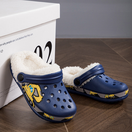 Fujian children's velvet hole shoes autumn and winter boys and girls EVA cotton slippers dinosaur excavator available