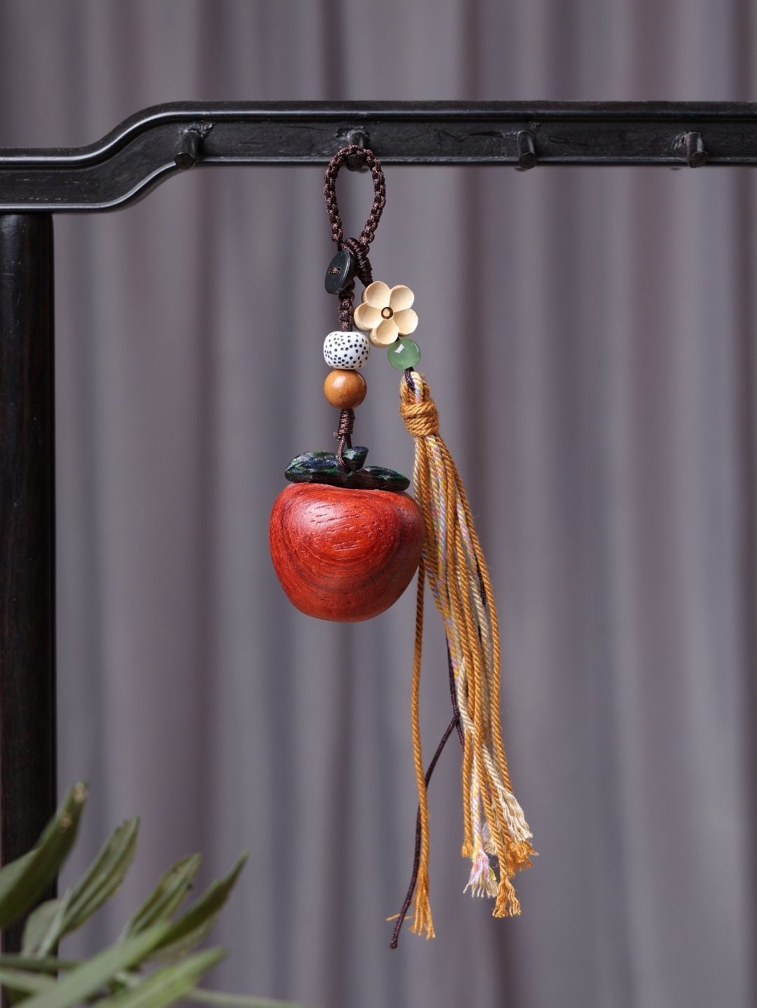 Sandalwood Apple Rearview Mirror Pendant Car Hanging Ornament New Car Gift Health and Safety Tassel Decoration Gift