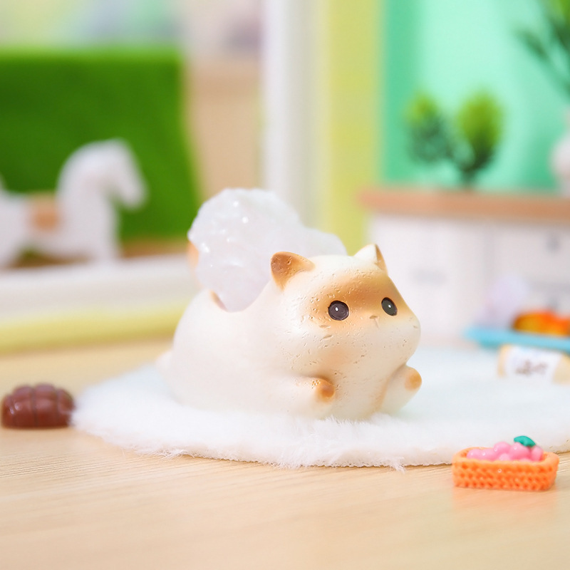 クリスタル製の猫の置物、猫猫楽ゆうゆう、漫画風で可愛い動物のデスクトップストレス解消おもちゃ、新作クリエイティブデコレーション、卸売|undefined