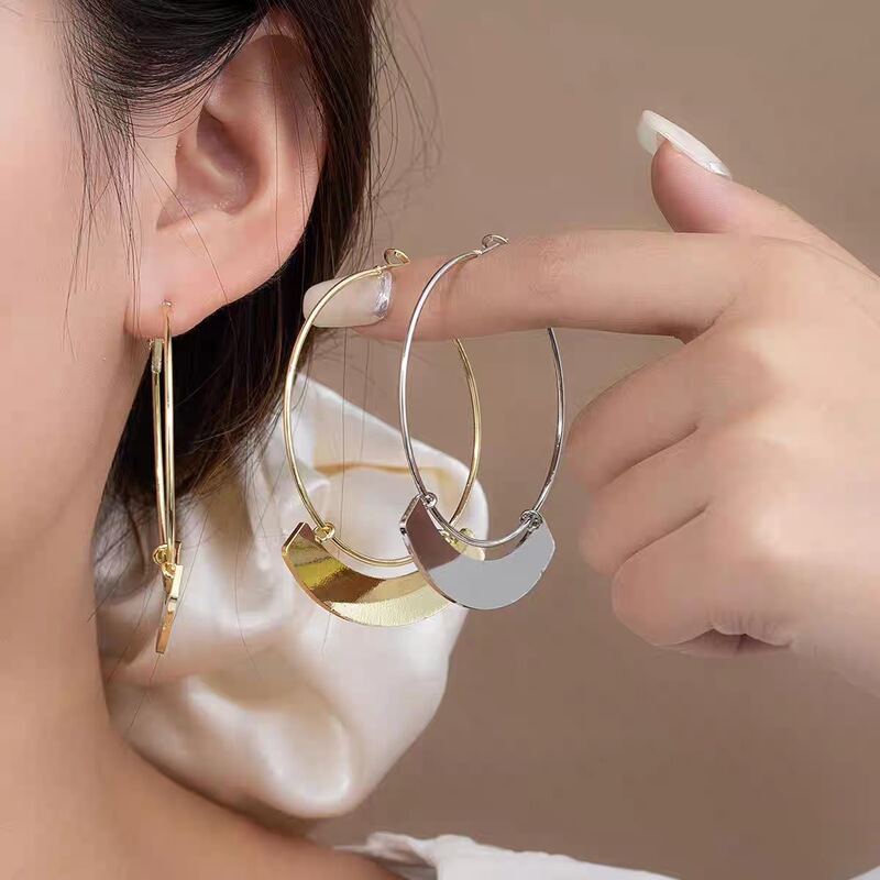 欧美夸张银色扇形流苏耳圈2025新款小众设计耳环时尚气质百搭耳饰|undefined