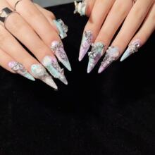 �����ֹ��׌��ļ��cĭ�����@���R����ɫ��Ů�LҺ�B���������p����