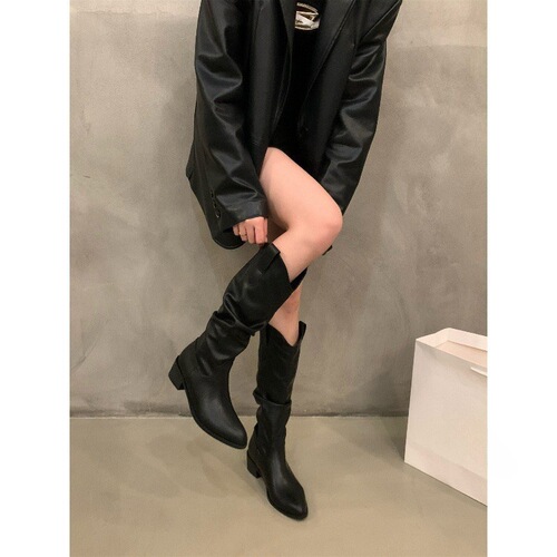 Chunky-heel pleated stacked high-tube equestrian boots for women—autumn/winter edition, featuring a sleek, slimming design inspired by Western styles.
