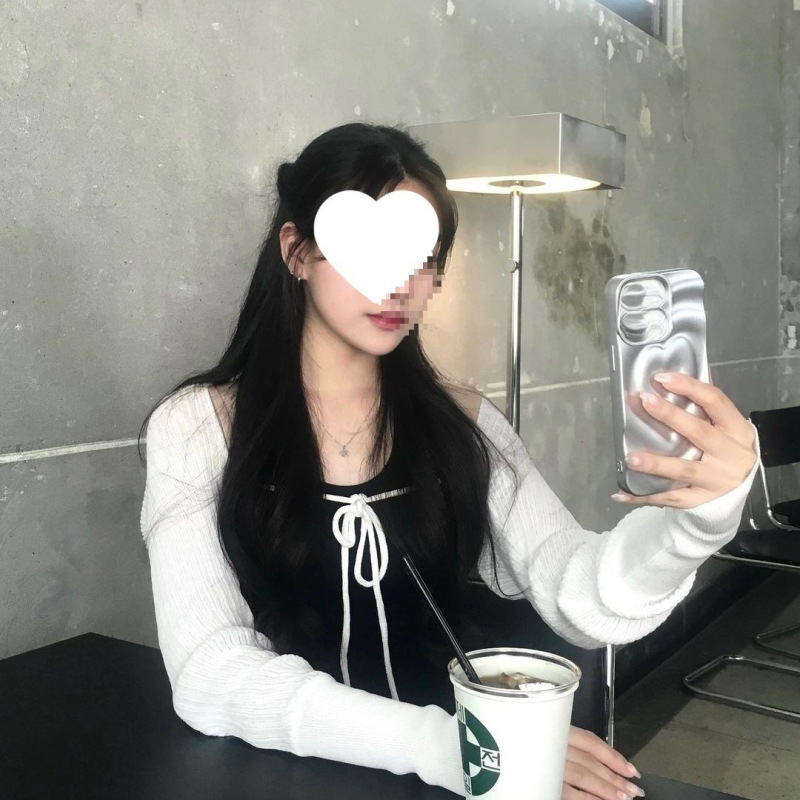 Cross-Border [Re Container] Ins Blogger's Same Design Drawstring Layered Ice Silk Waistcoat Long-Sleeved Blouse Summer
