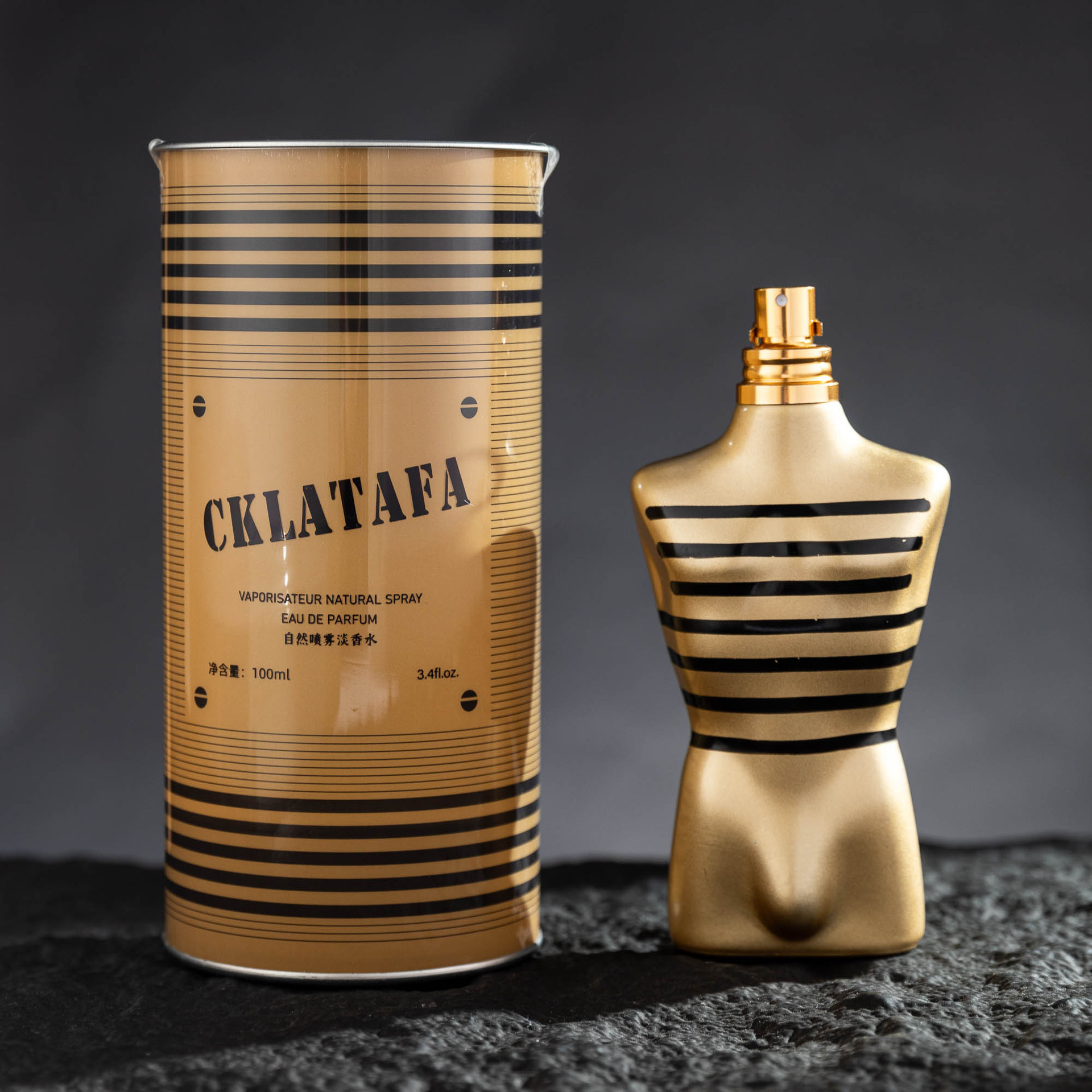 Comercio Exterior nuevo hombre desnudo oro súper hombre muestra perfume caballero moda perfume transfronterizo al por mayor hombre fragancia Oriente Medio