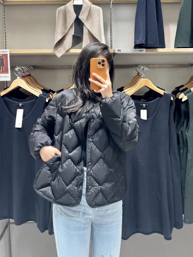 Transfronterizo Tik Tok nuevo chaqueta de plumón de alta calidad mujer corta ligera delgada plumón revestimiento de cuello redondo chaqueta casual
