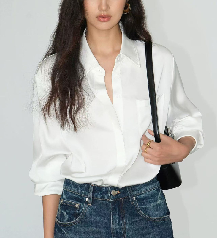 High-End Satin Long-Sleeved Shirt for Women 2026 Early Spring New Style Loose-Fitting Elegant Shirt with a Unique Design