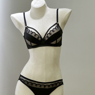 Lace Wire-Free Push-Up Bra for Small Breasts, Push-Up and Auxiliary Breasts, Thin Top and Thick Bottom, Women's Comfortable Non-Empty Cup Bra