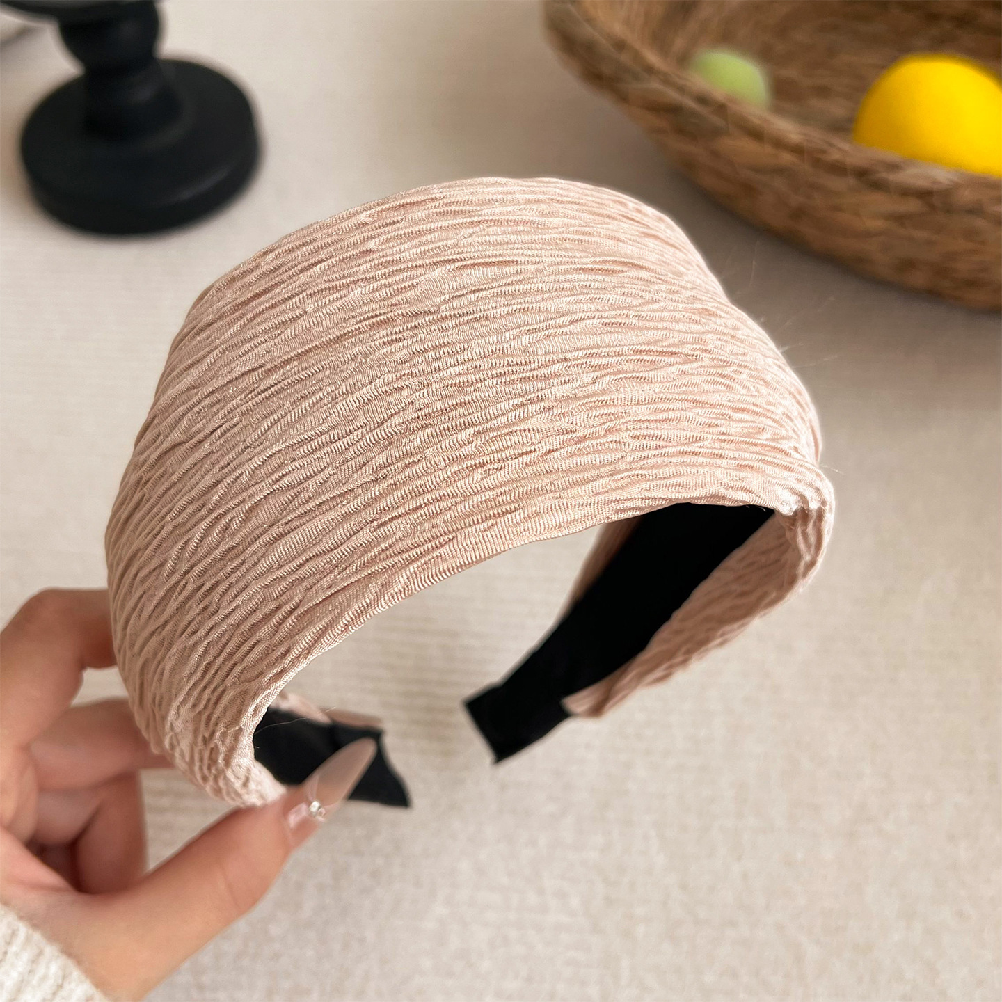 Pink wide-brimmed pleated striped headband