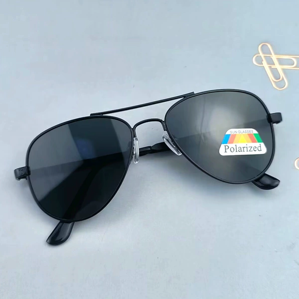 Black frame black --- metal frame