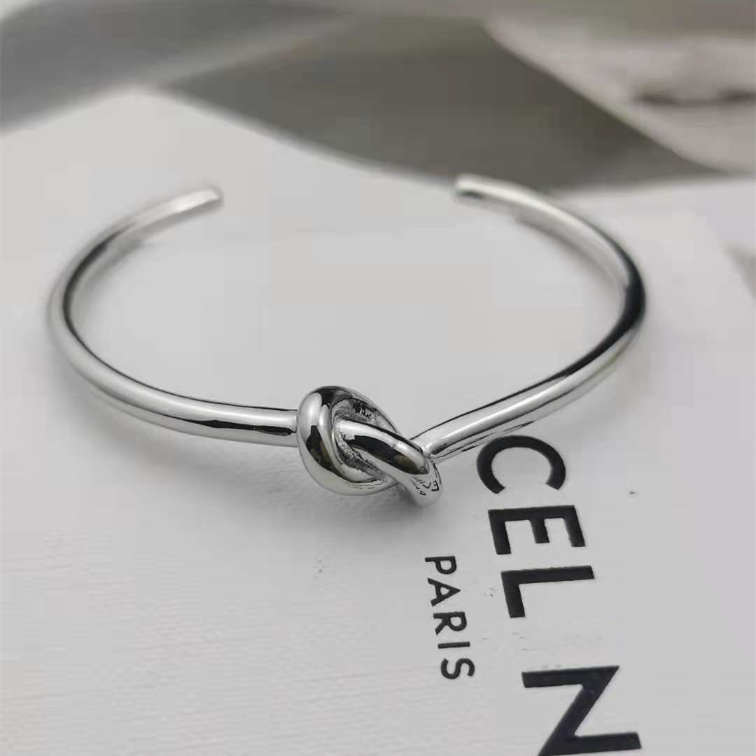 hmqViviiyNSAyin9WuaRt6t4HaNIYu4WkyE0