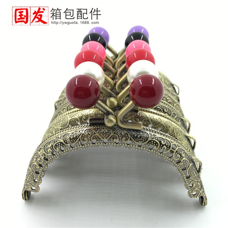 8.5CM cabezas de caramelo de encaje en relieve de arco oro 14MM cabeza de caramelo 0351 - GT