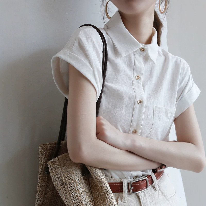 creamy-white Simple Slimming Design Sense Sleeveless Shirt Women's Summer New Retro Solid Color Style Shirt Top creamy-white Simple Slimming Design Sense Sleeveless Shirt Women's Summer New Retro Solid Color Style Shirt Top