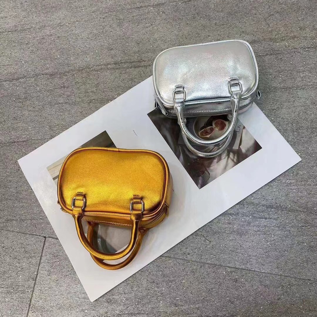 2024 Vår/Sommer Ny, fasjonabel, allsidig, gull- og sølvfarget liten, firkantet crossover-veske med mobiltelefon, trend for dame_voghion.com