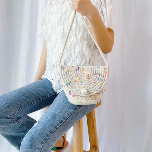 新款时尚彩色简约洋气百搭斜挎包小清新珍珠翻盖斜挎棉绳小手机包