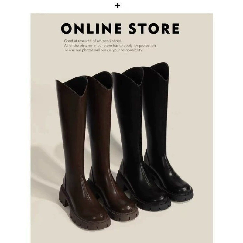 Demi-season high high boots platform, fitted