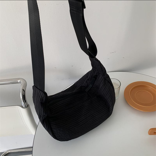 Bags for women new style Japanese style single shoulder pleated design dumpling bag moon bag simple casual niche women's bag couple bag