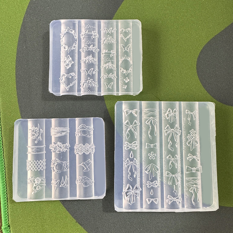 Second-Hand Box Flower Vine Dream Flower Bud Bow Mold High-Transparency Silicone Nail Mold Wearable Nail Tool