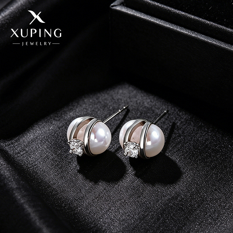 Xuping incrustado de perlas de zircón simple temperamento de moda perlas elegante nicho de diseño personalizado otoño invierno auriculares al por mayor