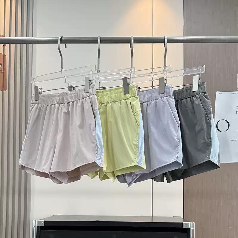 Summer Sports Shorts with a Fresh and Clean Appearance, Strong Texture, and Multiple Practical Features, Including Water Resistance. 12224 Summer Sports Shorts with a Fresh and Clean Appearance, Strong Texture, and Multiple Practical Features, Including Water Resistance. 12224
