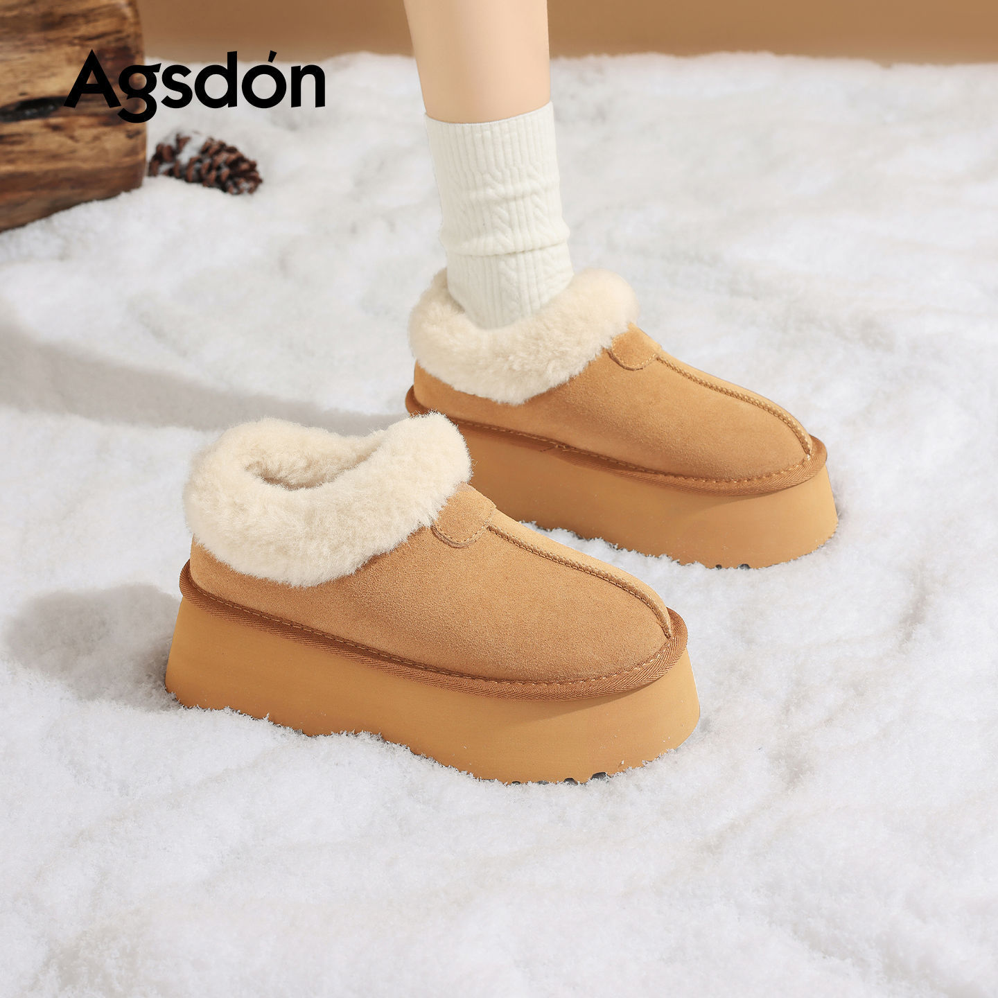 Botas de nieve de terciopelo de Deng Xiaoping 2025 nuevas botas de invierno de invierno con suela gruesa de un pie bajo botas cortas de bocan de peluche