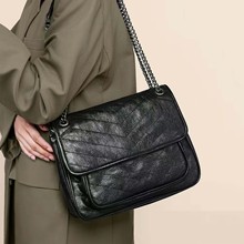 新款牛皮油蜡真皮包包女斜挎包大容量ins百搭小方包高级感单肩包