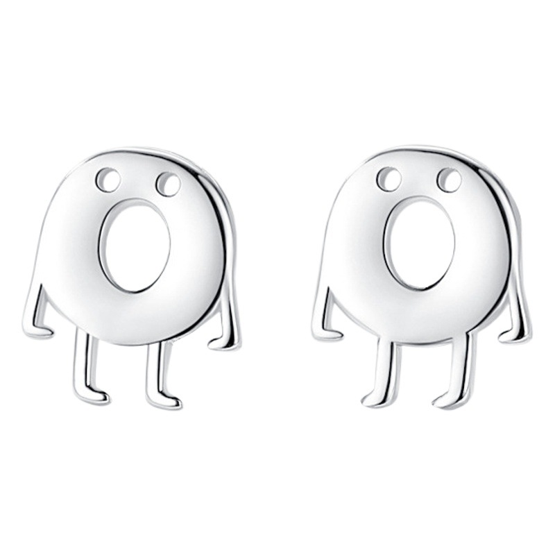 S925 pendientes de plata esterlina pendientes de rosquilla divertidos pendientes de plata 925 al por mayor pendientes de plata lisos diseño personalizado sentido nicho