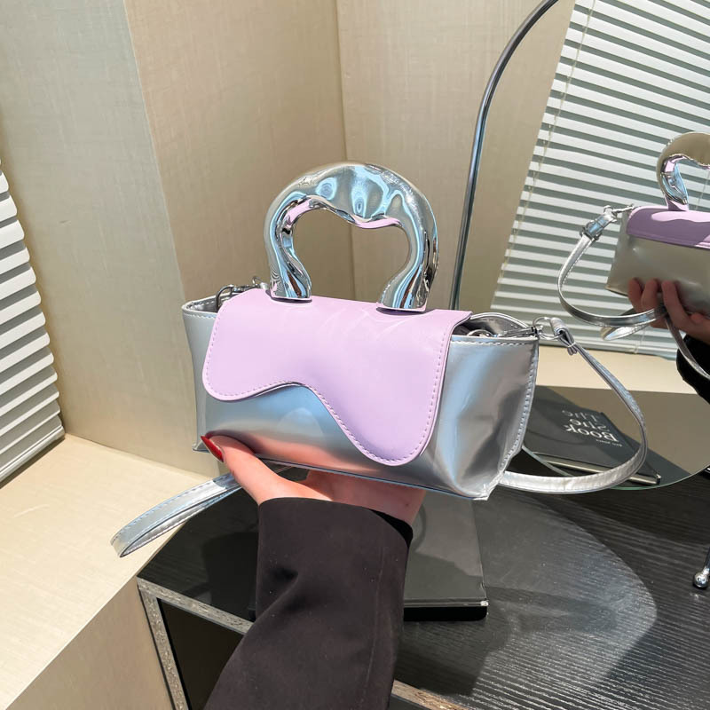 Bolso femenino de alta calidad Xiaoqing 2025 nuevo bolso cuadrado pequeño diseño de nicho bolso pequeño brillante de mensajero de un solo hombro