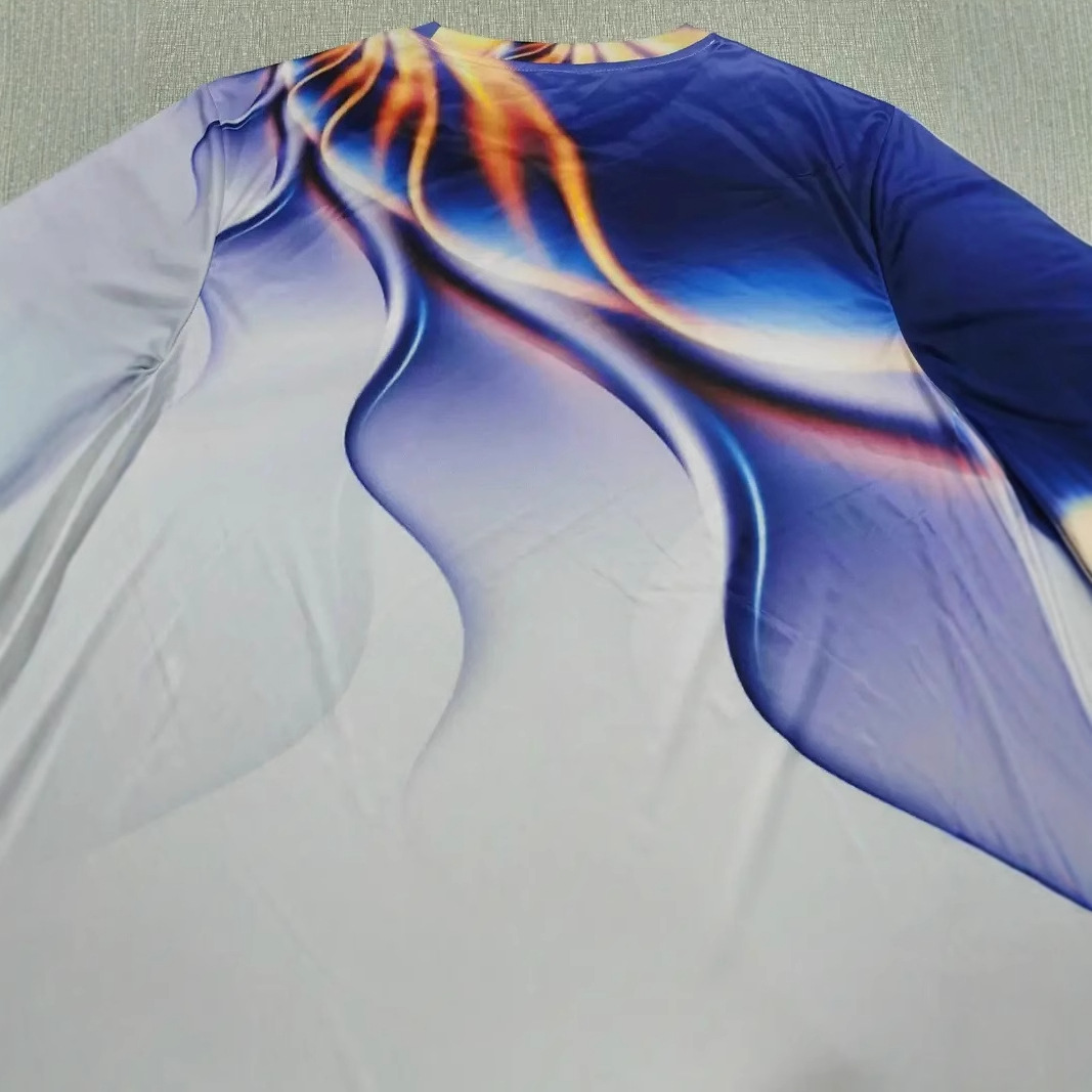 Moda metal colorido halo impresión 3D hombre calle suelta transpirable manga corta cuello redondo camiseta en stock