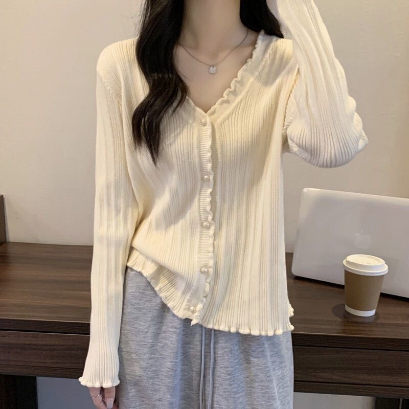 100kg Plus-Size Women's Base Layer Shirt, New Spring and Autumn Yoga T-Shirt, Versatile Loose Fit, Slimming French-Style Top 100kg Plus-Size Women's Base Layer Shirt, New Spring and Autumn Yoga T-Shirt, Versatile Loose Fit, Slimming French-Style Top