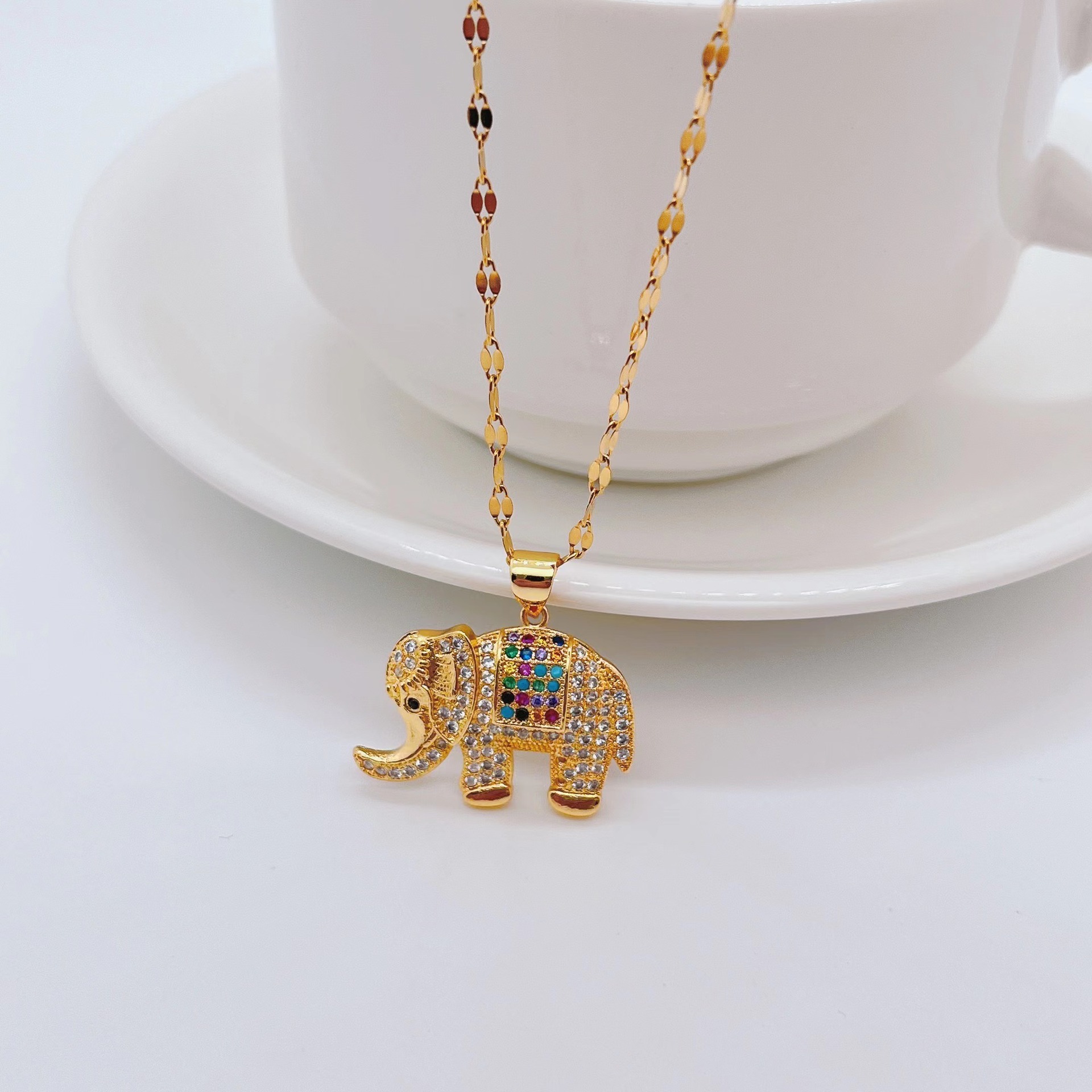 Fashion Dragonfly Elephant Titanium Steel Necklace Inlay Rhinestone Stainless Steel Necklaces