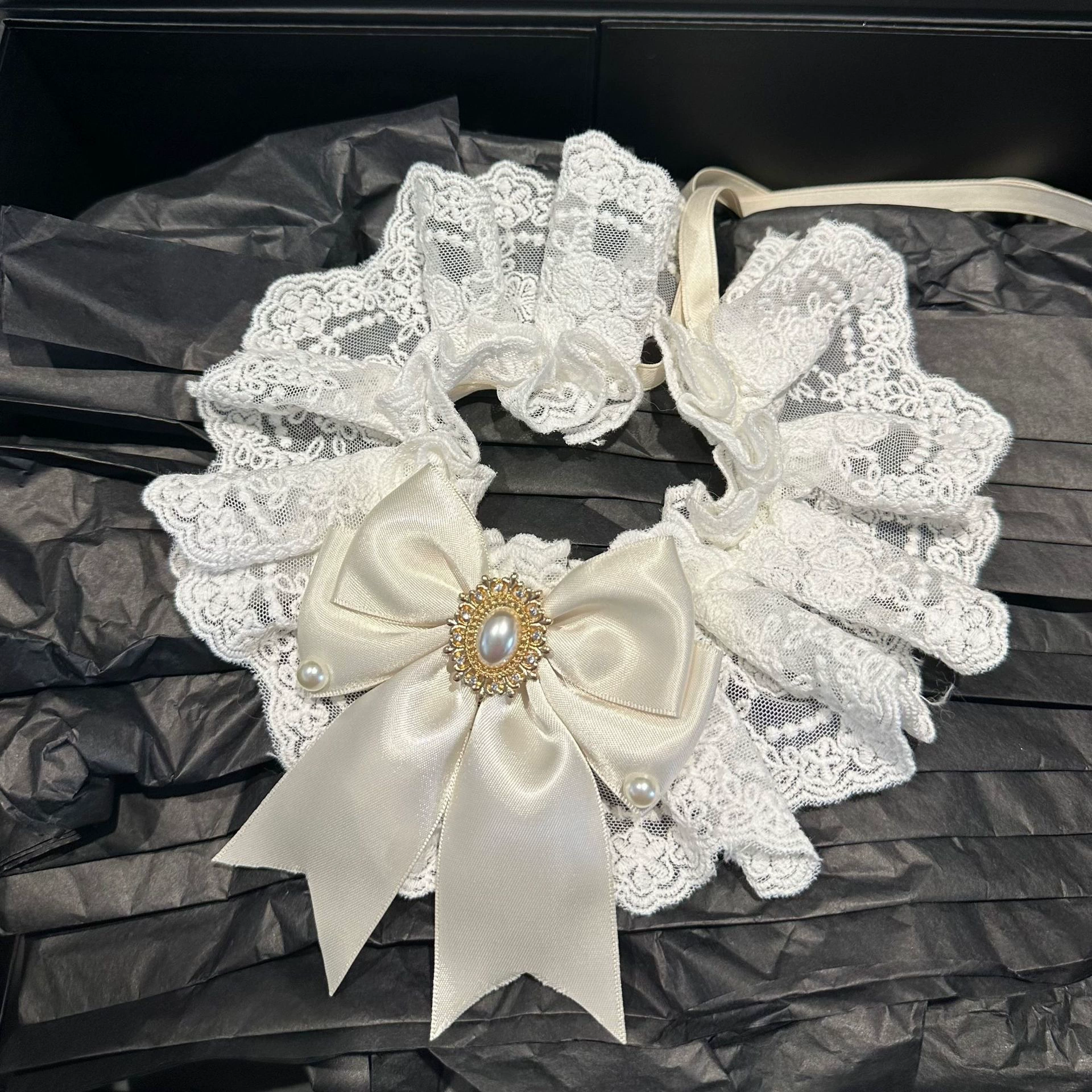 Белое кружевное свадебное платье, шарф слюной для домашних животных, бант, кошачий воротник, собака, невинный нагрудник, нагрудник, свадебный нагрудник