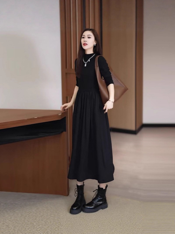 半高领小黑裙女中长款2025秋冬新款时尚收腰气质减龄显瘦连衣裙潮|undefined
