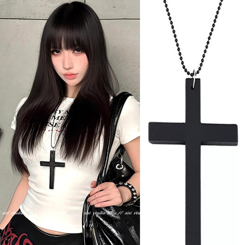 Halloween Cross-Border Jewelry for Men and Women, Fashionable Retro Dark Style Wooden Cross Necklace, Long Sweater Chain