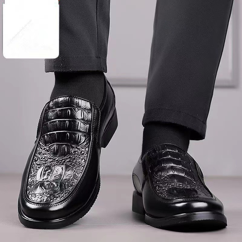 2025 nuevos zapatos de cuero de primavera y otoño para hombres zapatos de cuero suave comerciales de un solo zapato transfronterizo zapatos casuales de gran tamaño para hombres