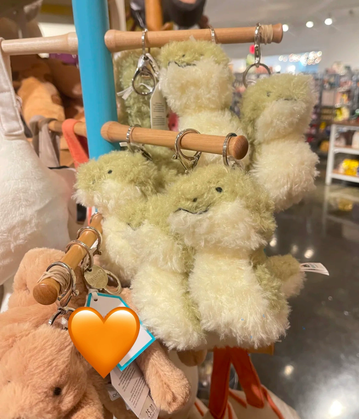 Cotton pendant, tennis rabbit