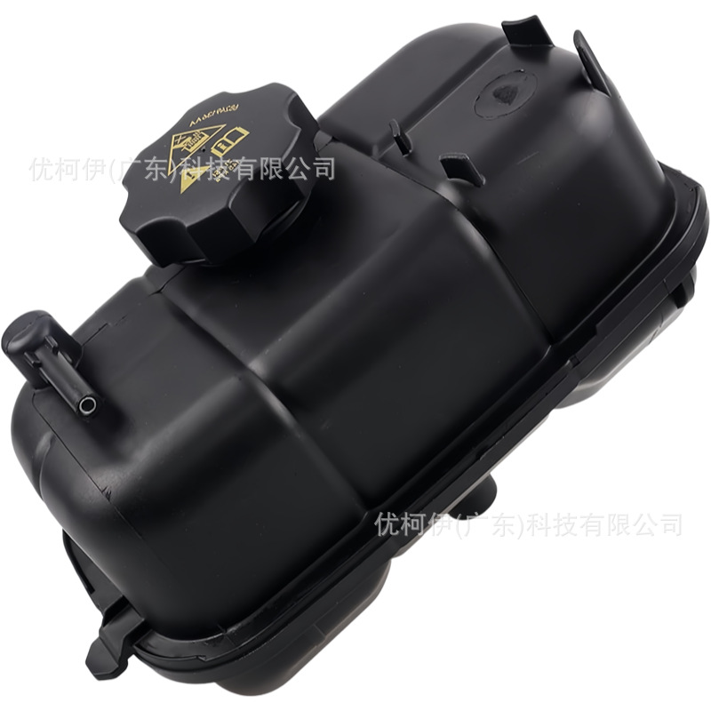 68364312AC Auxiliary Water Tank (with cover) is suitable for Jeep Wrangler 18-25 models/Gladiator 20-25 models