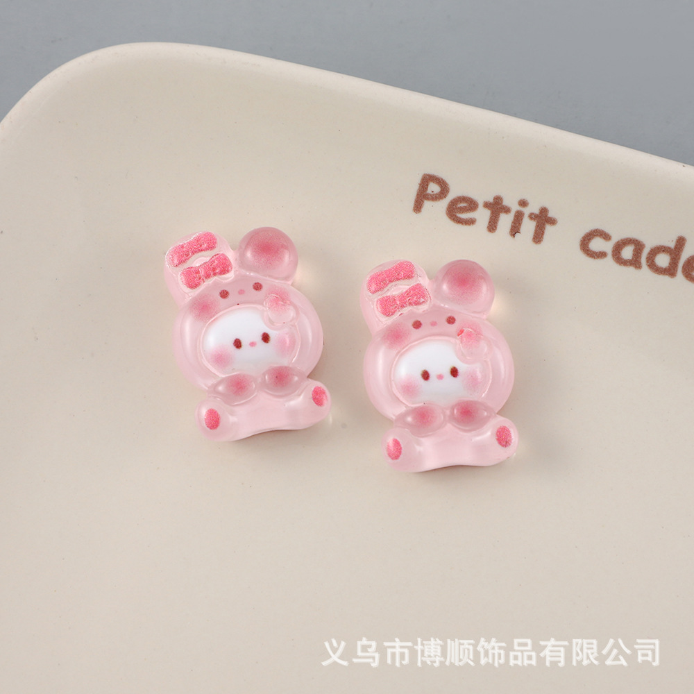 작은 토끼 (2.4*1.6cm)