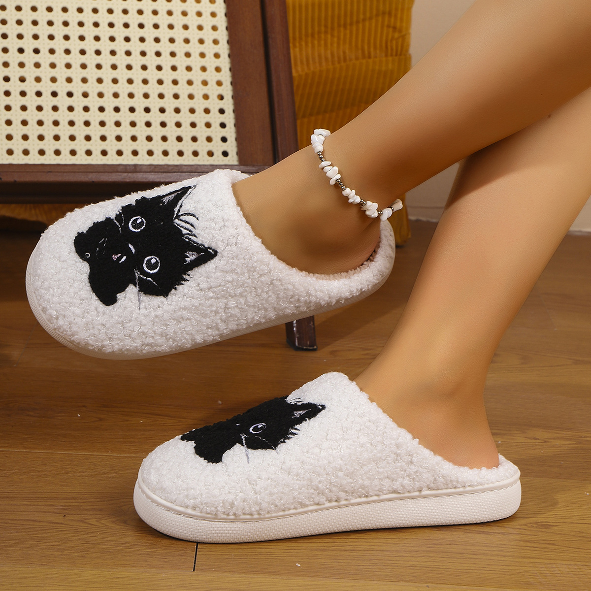 Explosiones transfronterizas Gato negro invierno casero zapatillas de algodón de hombre espesa esponjosa mujer interior antideslizante no olor a pies