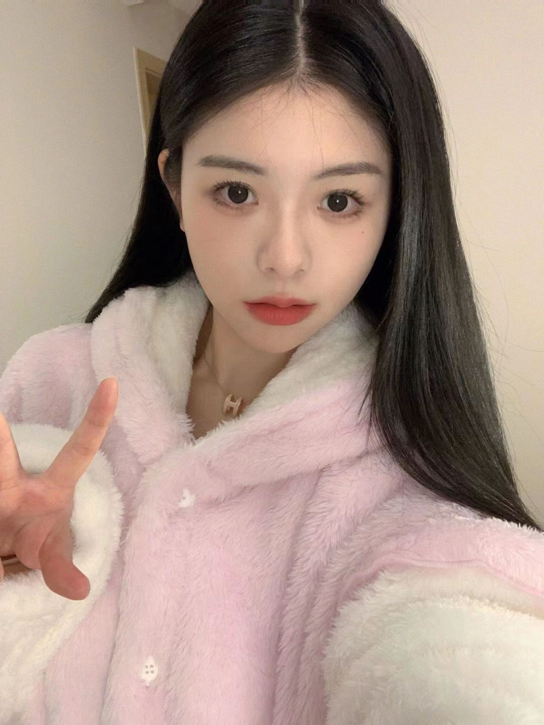 Camisón de conejo Merlot