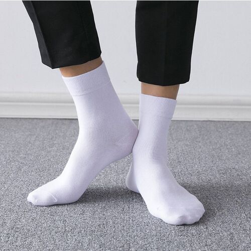 Socks men's autumn and winter mid-calf socks men's casual stockings solid color sports versatile sweat-absorbent and deodorant business men's socks