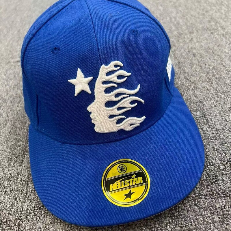 24FW Hellstar Fitted Hat Hot Diamond Embroidered Letter Hat Men's and Women's Casual Sports Baseball Cap Trendy