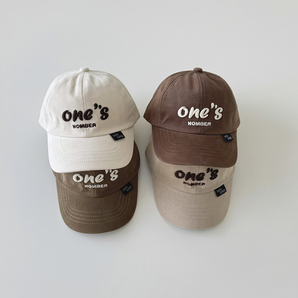 Sombrero infantil primavera y otoño coreano bordado niños niñas fuera sombrero de béisbol sombrero de bebé universal